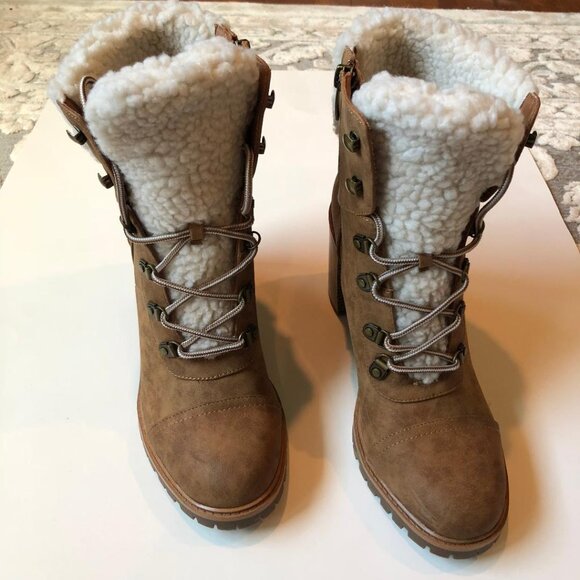 Nine West, Brown Faux Leather, Sherpa Trim, Zipper&Lace-up, Ankle Boot, Sz: 10M - Picture 3 of 11